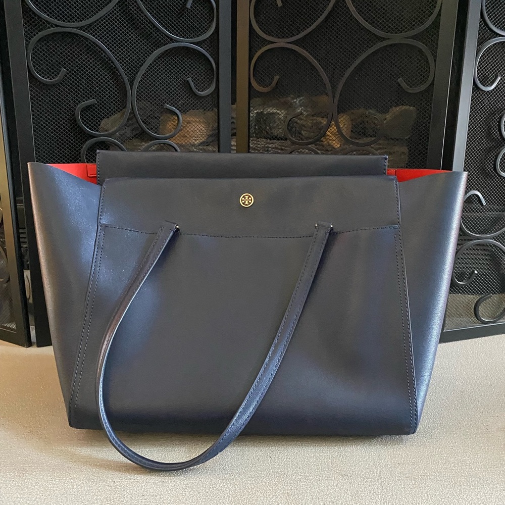 Tory burch navy samba Parker